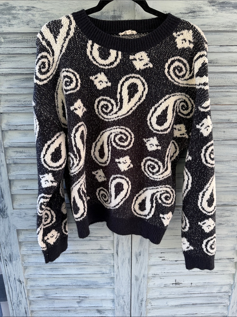 Mystree Black and White Paisley Crewneck Sweater Size L